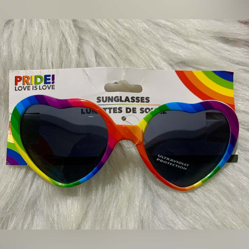 🌈♥️ Pride Heart Shaped Sunglasses • LOVE IS LOVE • Unisex 🌈♥️